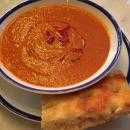 zuppa al pomodoro con peperoncini calabresi